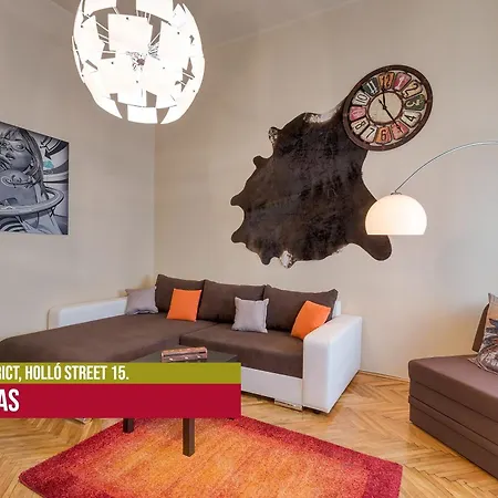 Little Americas Metropolitan Apartments Apartment