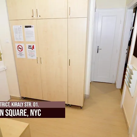 Little Americas Metropolitan Apartments Apartment