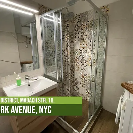 Little Americas Metropolitan Apartments Daire
